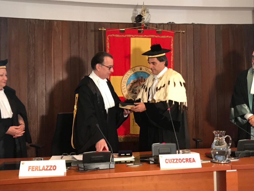 Lo scienziato dell’epatite Michael J. Sofia riceve il Dottorato honoris causa dell’UniMe