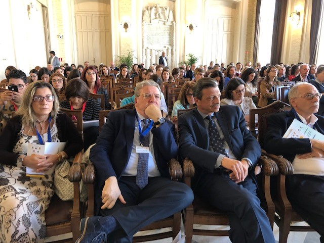 Convegno sulla nutraceutica: dieta mediterranea è la migliore per la salute. Bisogna riscoprire la cannabis con leggi ad hoc
