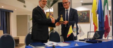 Assemblea elettiva Club Panathlon Messina: passaggio della campana tra Magaudda e La Rosa