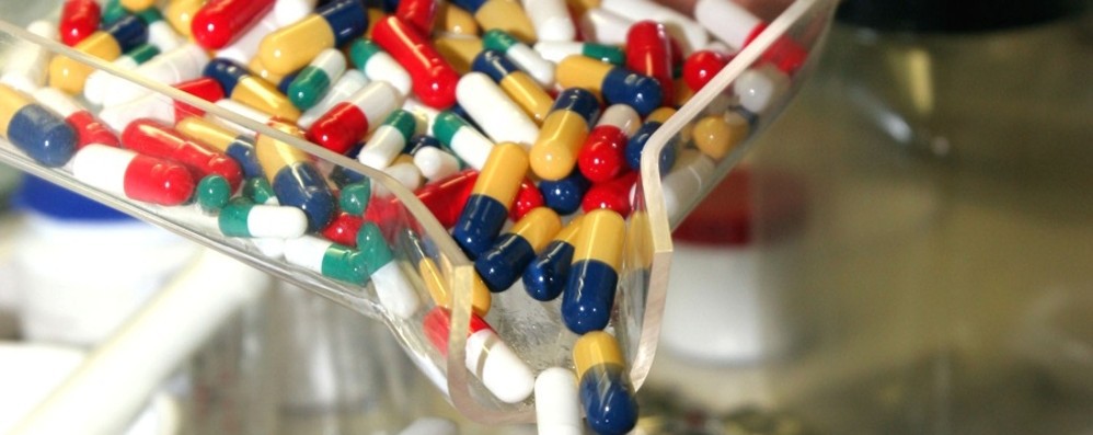 Divieto di prescrizione ed allestimento di preparazioni galeniche contenenti steroidi anabolizzanti androgeni