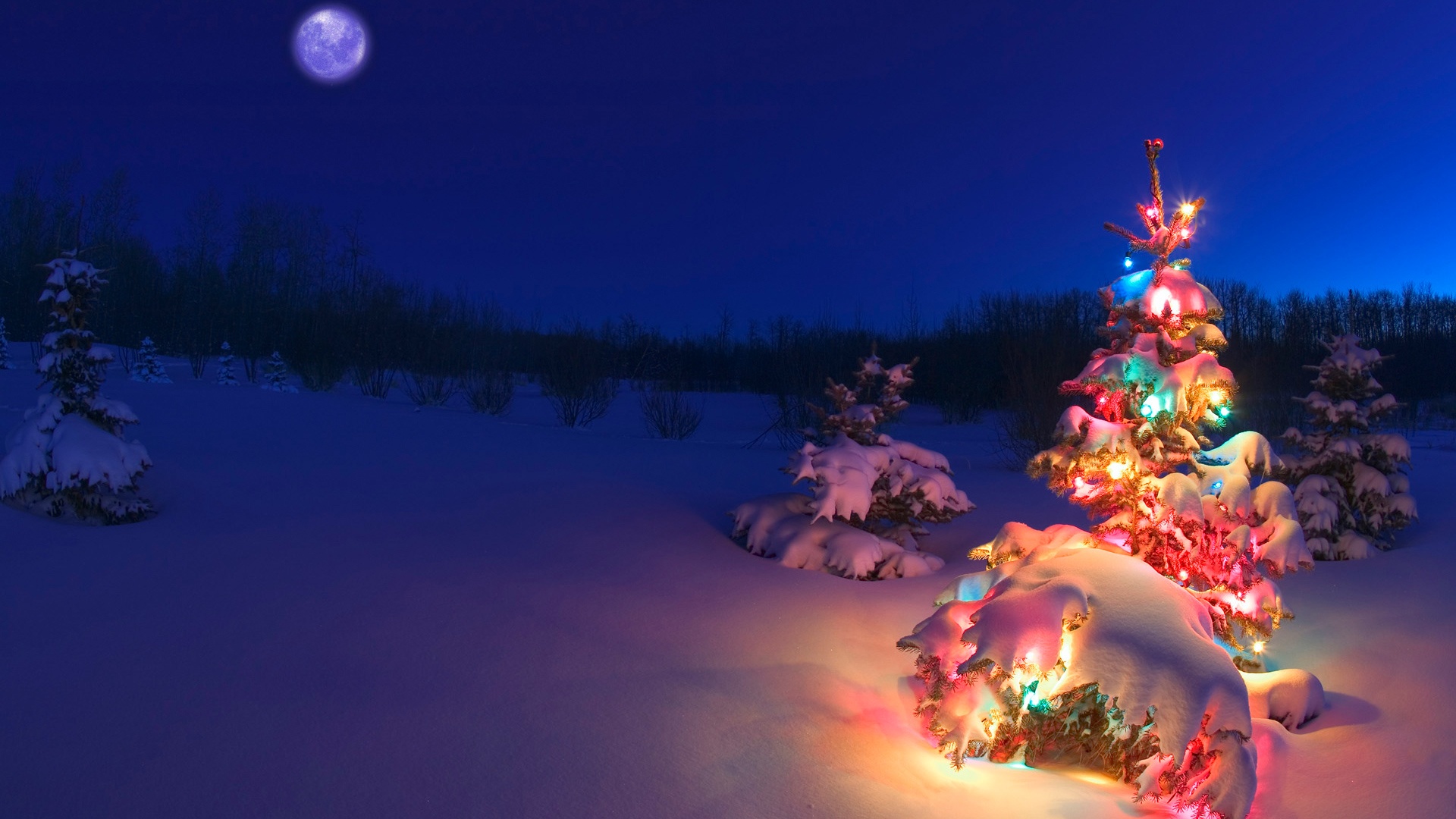 Natale con i tuoi per passare la Pasqua con chi vuoi: arriva il nuovo DPCM sulle Festività “blindate” dal 21 dicembre al 6 gennaio