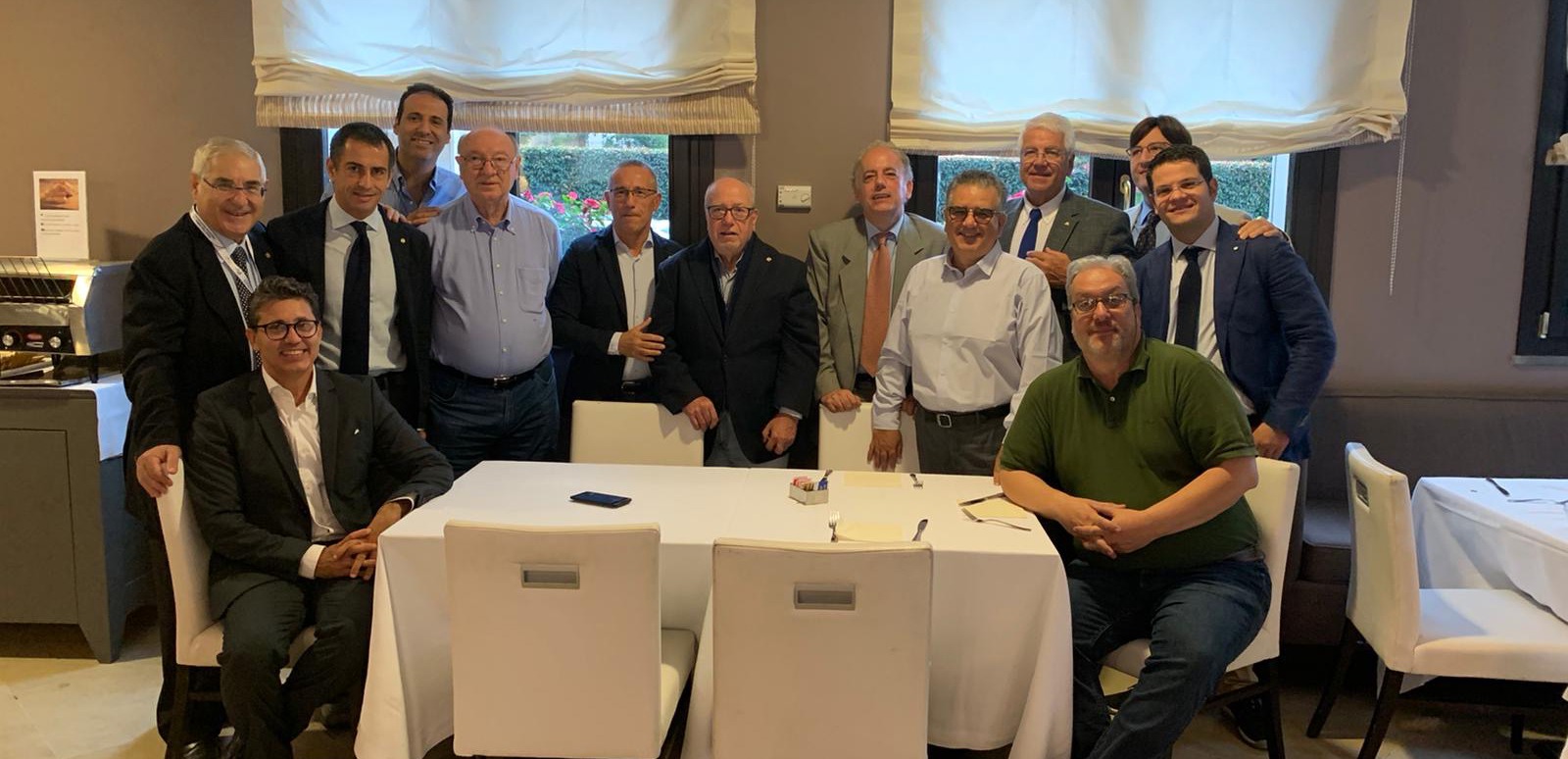 Covid, gli odontoiatri siciliani scrivono a Razza: “Includeteci nel piano vaccinazione anti-coronavirus”
