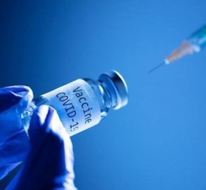 Deciso: AstraZeneca agli over 60