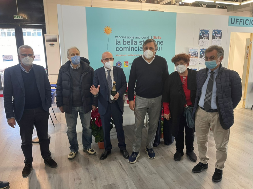 Tamponi scuole tornano al Palarescifina insieme a quelli per controllo per chi è già positivo. Ex gasometro resta per i cittadini. Aumentati posti letto covid negli ospedali