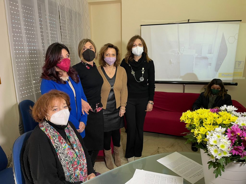 A Messina Poste Italiane consegna al Cedav il primo alloggio siciliano per le vittime di violenza