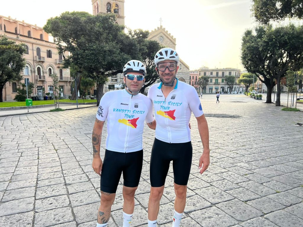 Messina, lo chef Paolo Romeo al “Vanotti Sicily Tour” giro della Sicilia in bicicletta