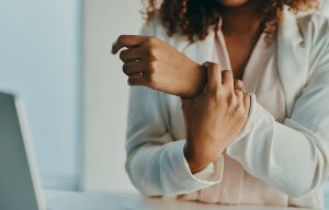 Lavorare troppo fa male alla salute?