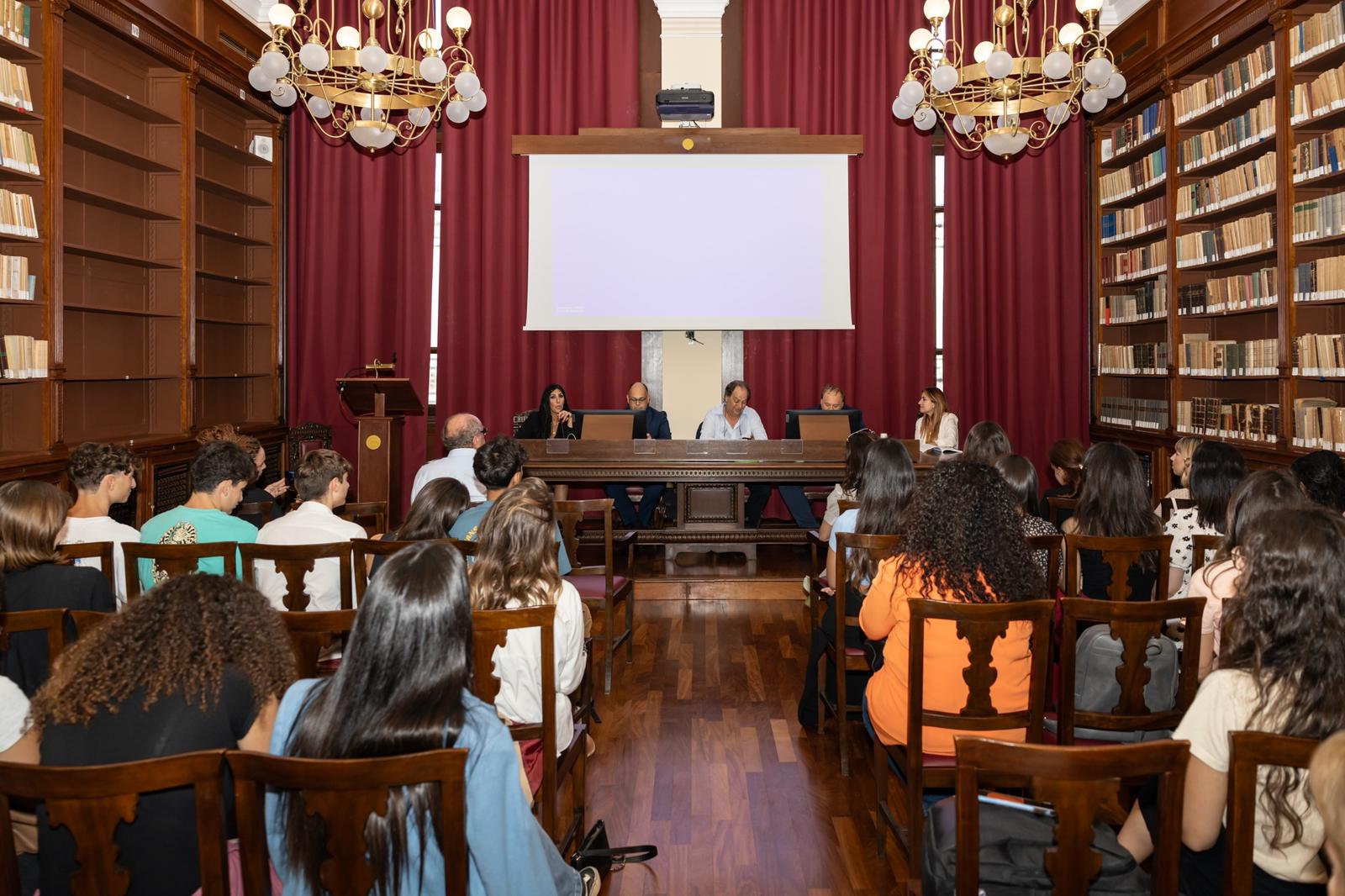 “Dal dono ai legami generazionali”, presentato a Messina il libro del prof. Mariano Indelicato
