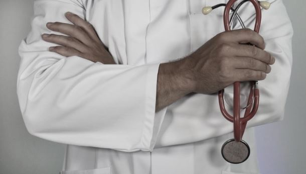 Scudo penale, Anelli (FNOMCeO): “Bene revisione sistematica della responsabilità professionale medica, ma serve subito un provvedimento ad hoc”