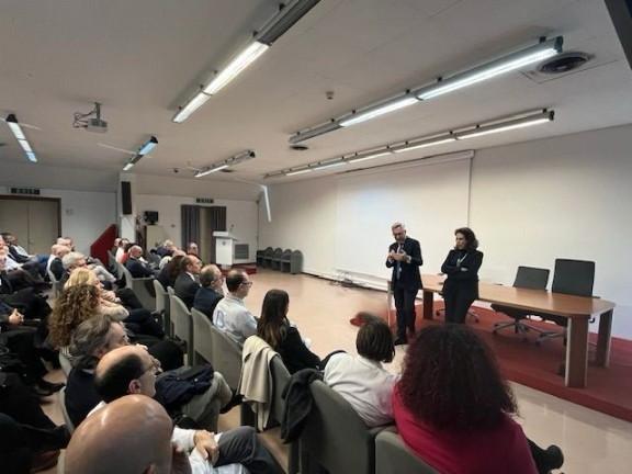 AOU G. Martino, nuovo manager Giorgio Giulio Santonocito incontra il personale: “I contratti a tempo determinato saranno prorogati al 31 dicembre 2024”