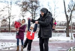 Se fa freddo è meglio tenere in casa i bambini?