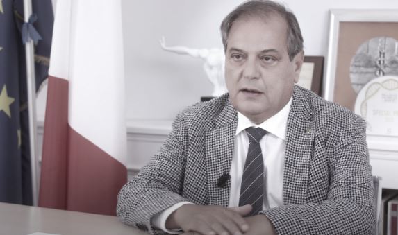Pugni a operatori 118, Anelli (FNOMCeO): “Garantire sicurezza a tutti i livelli. Nei DVR contemplare il rischio aggressione, la politica intervenga con provvedimenti d’urgenza”