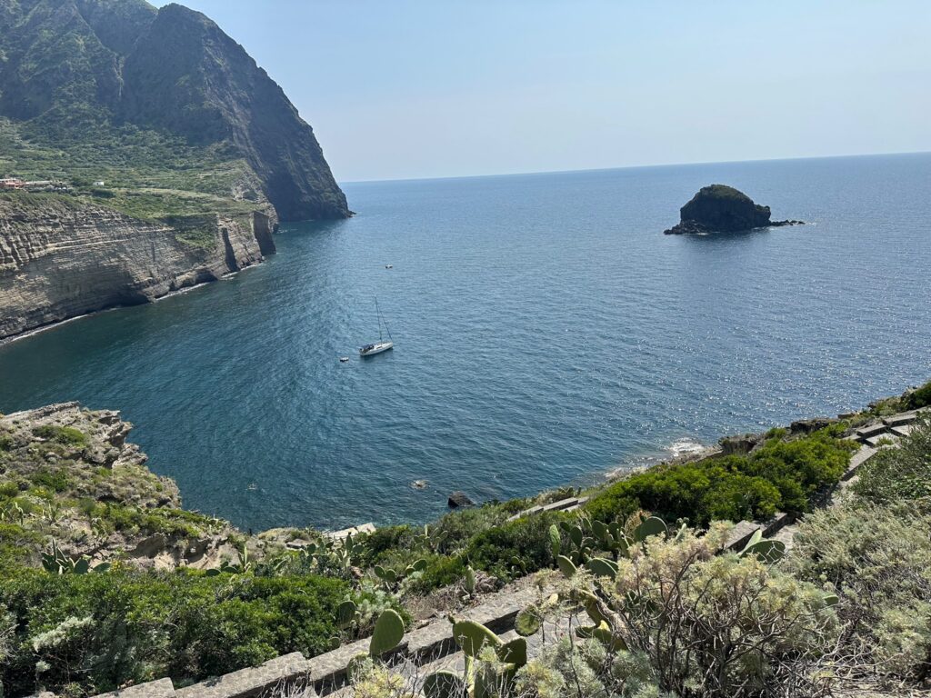 Marefestival Salina: con il Villaggio della Salute l’Asp sarà protagonista a Malfa. Saranno presenti anche il motorhome e gli esponenti di tutte le linee del Programma nazionale Equità nella Salute (Pnes). Infine, sono previsti due focus con i dirigenti e le dietiste dell’azienda sanitaria provinciale
