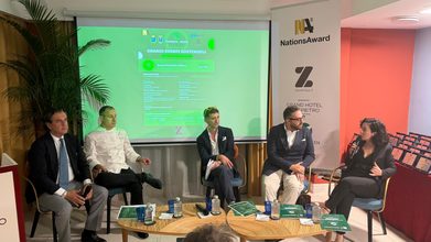 Turismo enogastronomico e green: il 70% cerca la sostenibilità, oltre la metà preferisce la Sicilia e l’Etna.  Transizione verde: al San Pietro di Taormina illustri esperti e chef a confronto  Consegnati i riconoscimenti Nations Award – Thinkingreen alle eccellenze locali che valorizzano le materie prime artigianali  